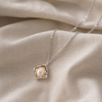 Seashell Pearl Pendant Necklace