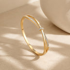 Prestigious Minimalist Knot Bracelet